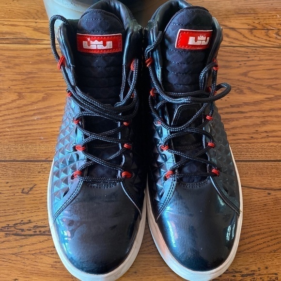 Nike LeBron XII 12 NSW Black Challenge Red Men Shoes Size 8/5 US 716417-001. - Picture 2 of 9